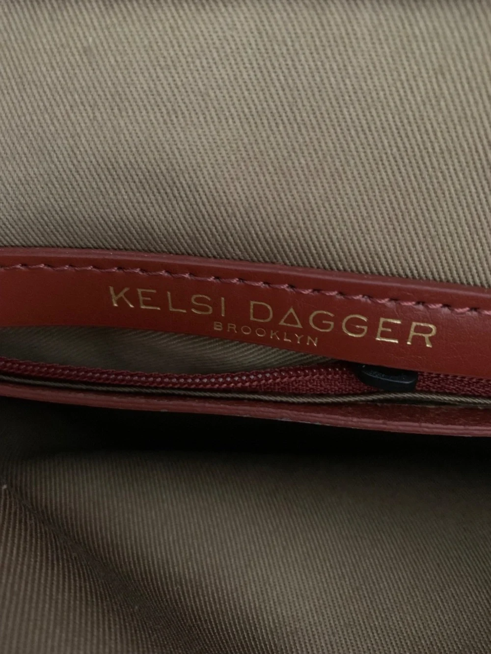 Kelsey Daggar Suede leather satchel in Saddle